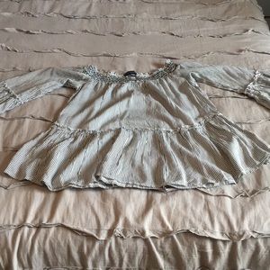American Eagle croptop long sleeve shirt